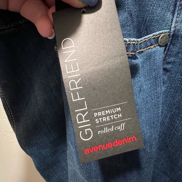 30W NWT Rolled Cuff Jeans, Girlfriend Premium Stretch - Picture 4 of 7